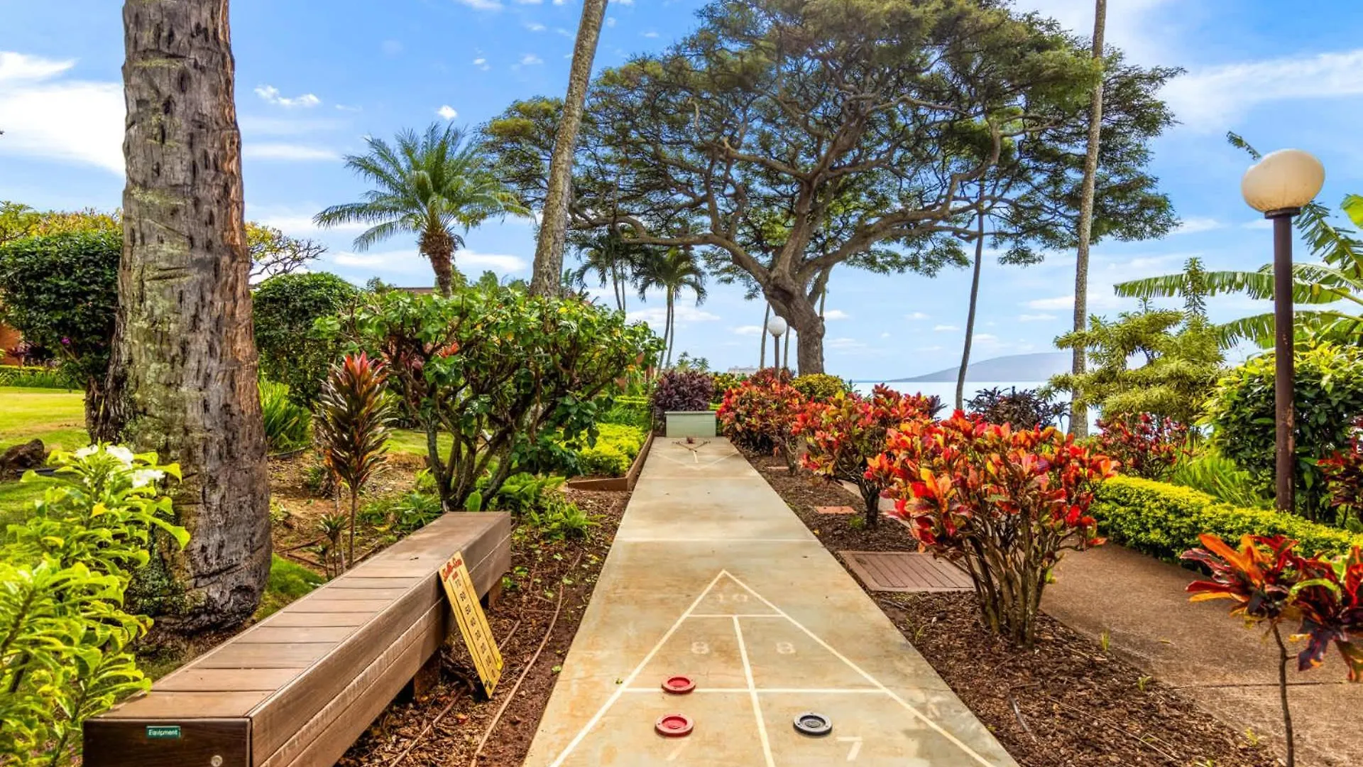 Kuleana Club #715 Oceanfront - 1 Bedroom & 1 Bathroom - 2Nd Floor Kahana