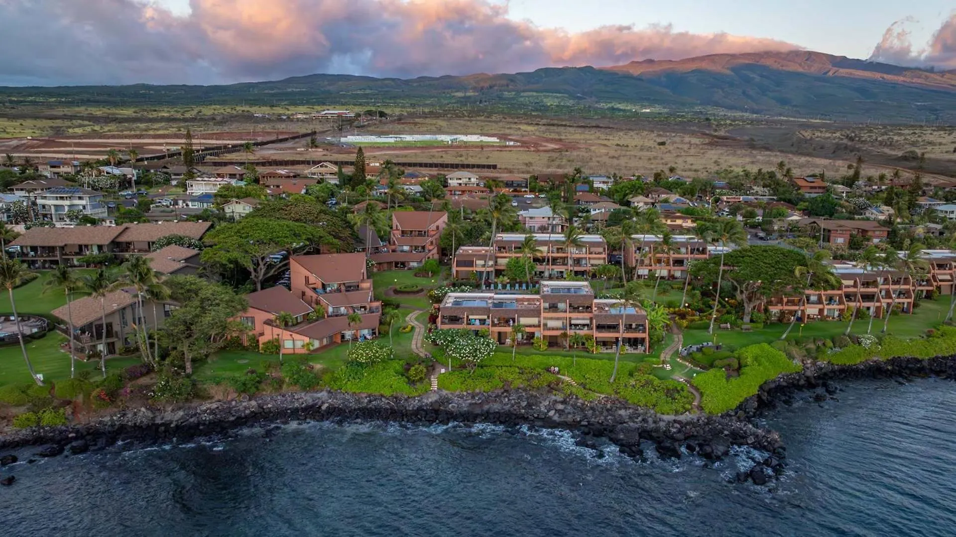 Kuleana Club #715 Oceanfront - 1 Bedroom & 1 Bathroom - 2Nd Floor Kahana